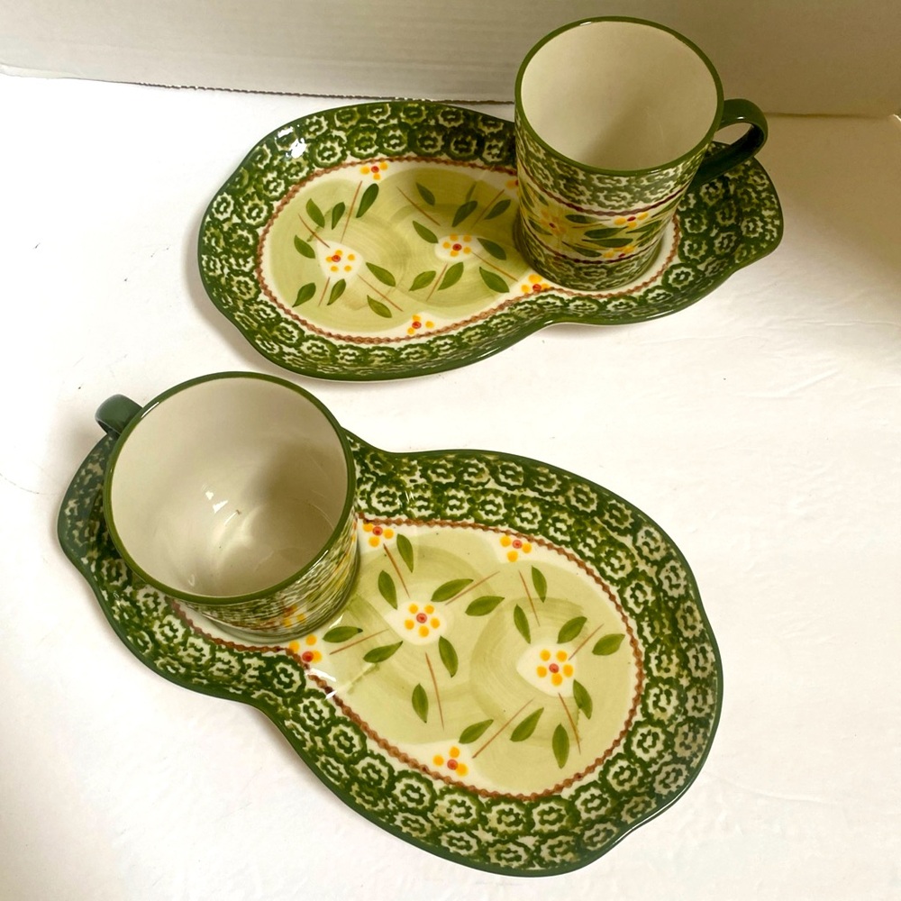 New Set of 2 Temp-tations Old World Green Snack Lunch Plate Tray with Cup Mug